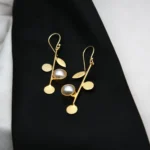 Minimalist Pearl Dangle Earrings - Image 4